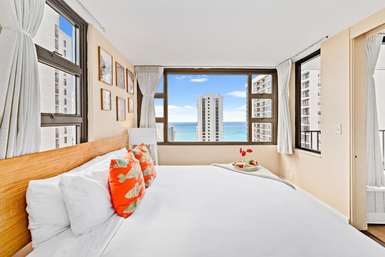Waikiki Banyan 1Br With Great Ocean Views, Steps To Beach & Parking! Гонолулу Экстерьер фото